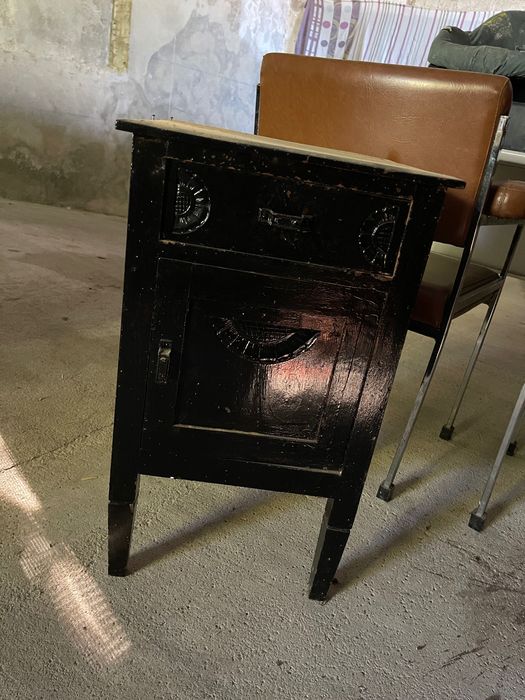 Mesa de cabeceira