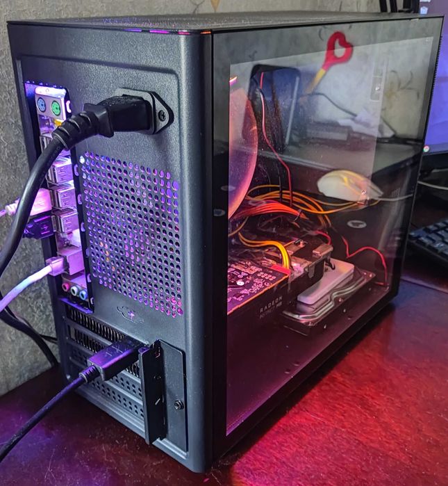 Ігровий комп'ютер, 12 ядер, 12 ГБ ОЗУ, AMD R9 Nano 4 Гб