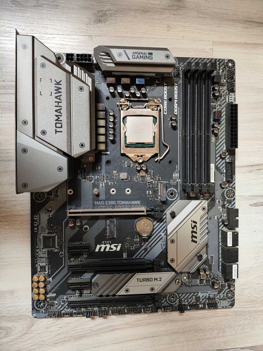 Zestaw i5-9600K | MSI Z390 Tomahawk | 16GB G.Skill | BOX – Stan Idealny