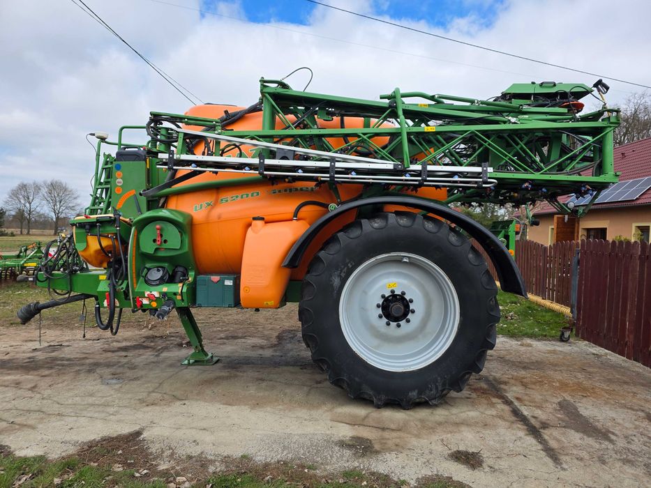 Opryskiwacz AMAZONE UX 5200 Super 2012r 30m Amatron 3 GPS