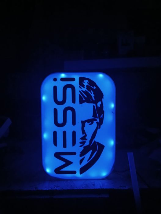 Caixa de luz messi