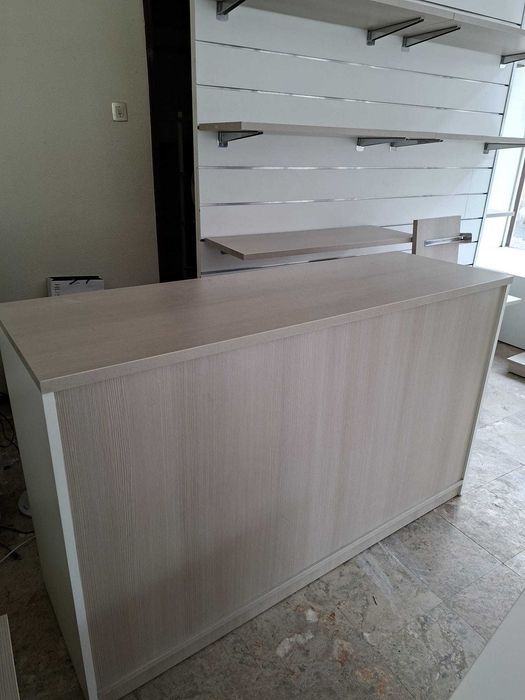 Balcão comercial