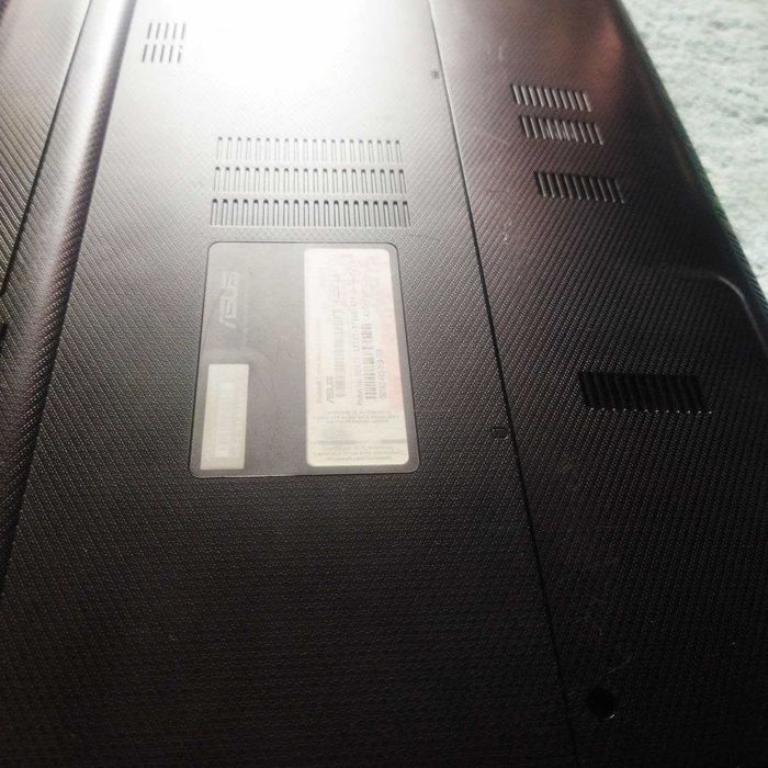 Ноутбук ASUS x 550.