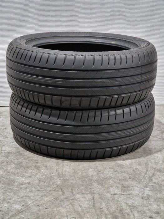 [Como Novos] 2 Pneus 235/50R19 BRIDGESTONE