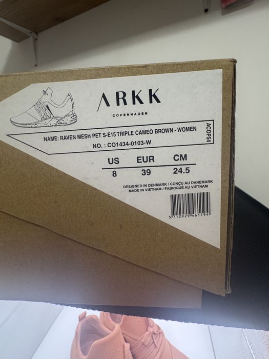 ARKK Copenhagen Raven Nubuck Vibram sportowe sneakersy  rozmiar 39
