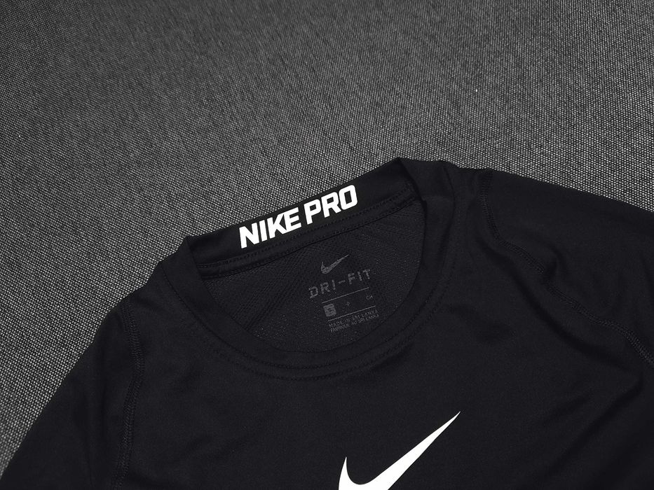 Рашгард Nike Pro