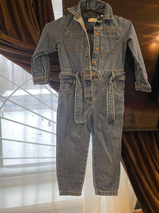 Джинсовий комбінезон на дівчинку 3-4роки 104см Mango