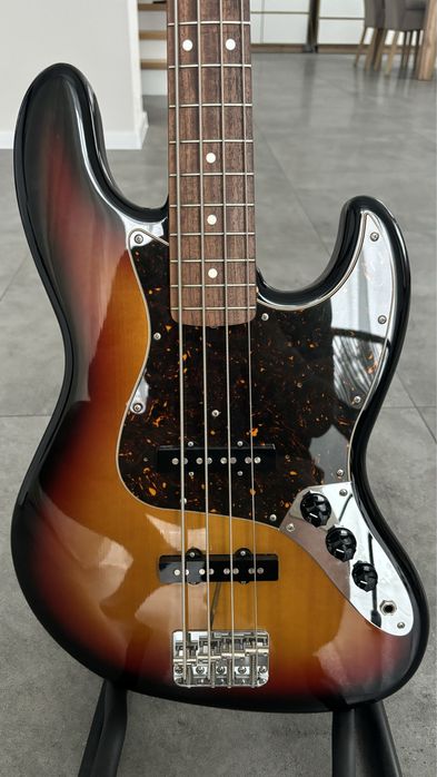 Gitara basowa Fender Jazz Bass JB-62 3TS Japan