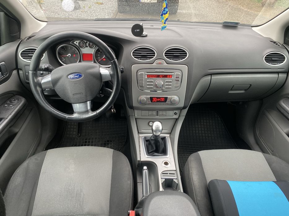 Ford Focus mk2 lift salon polska super stan bezwypadkowy