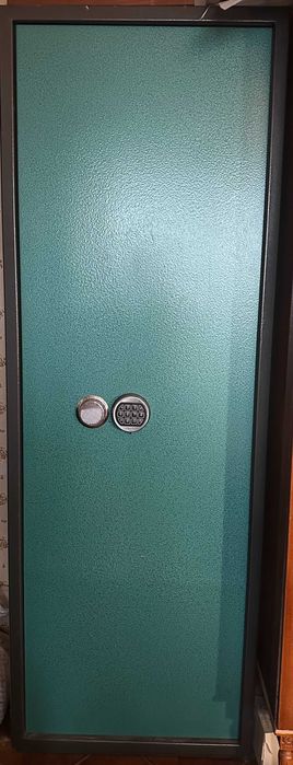 Сейф для зброї з оригінальним електроннним замком LaGARD