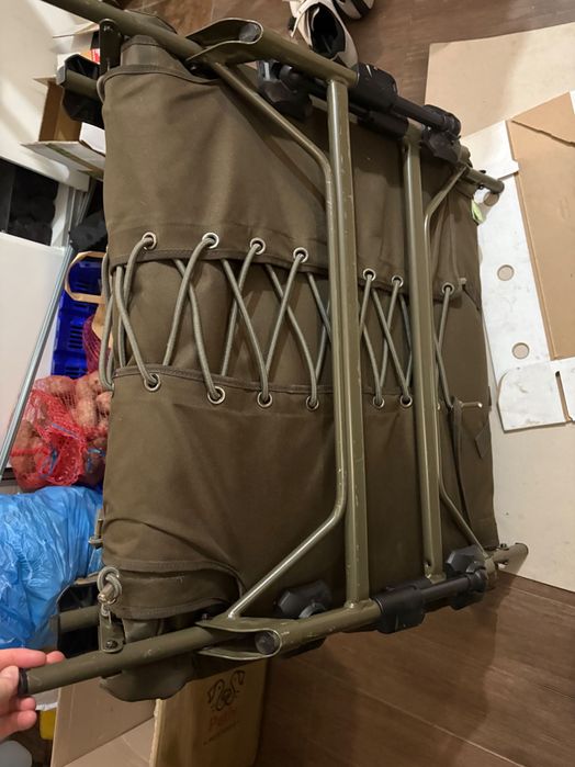 Łóżko karpiowe  avid benchmark leveltech