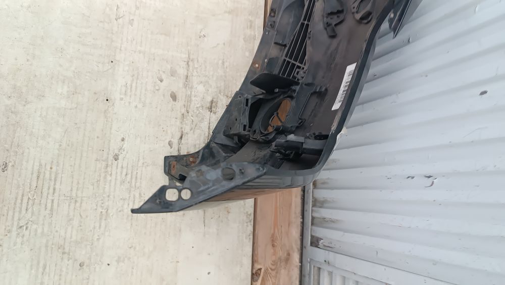 Vendo parachoque de frente BMW 3  LCI series F30,31 ano 2015/18