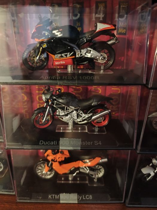 Coleção Motos 1:18 - 36 miniaturas