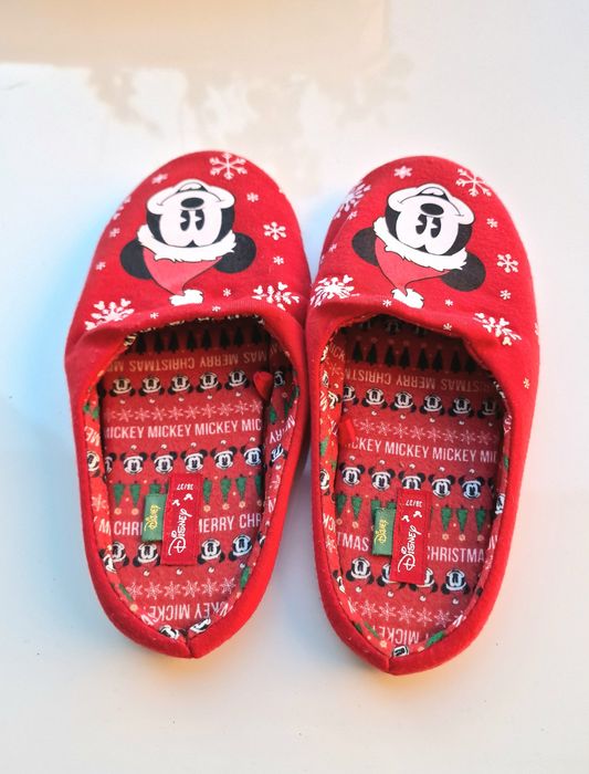 2 pares de Chinelos de Inverno. Unisexo