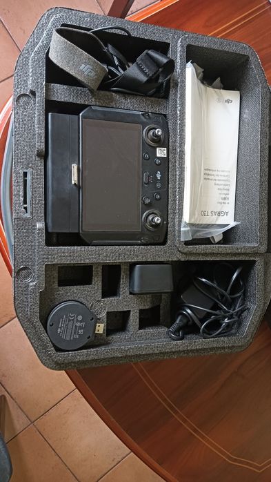 Vendo drone de pulverização DJI AGRAS T30 em excelente estado