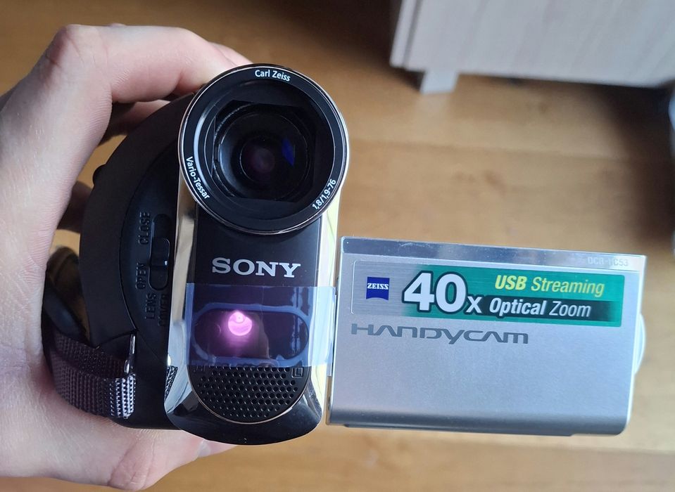 Kamera Sony DCR-HC53E