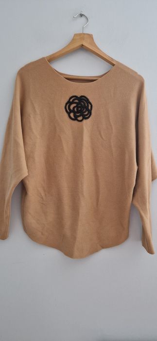 Made in Italy  Delikatny sweterek 40/42