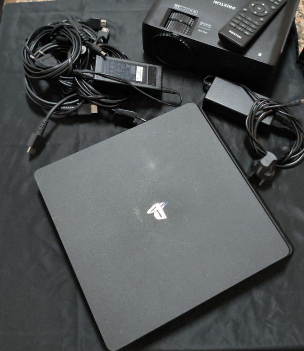 Console Ps4 + Projetor