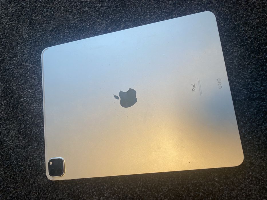 Продам IPAD pro (GEN - 4) 128GB