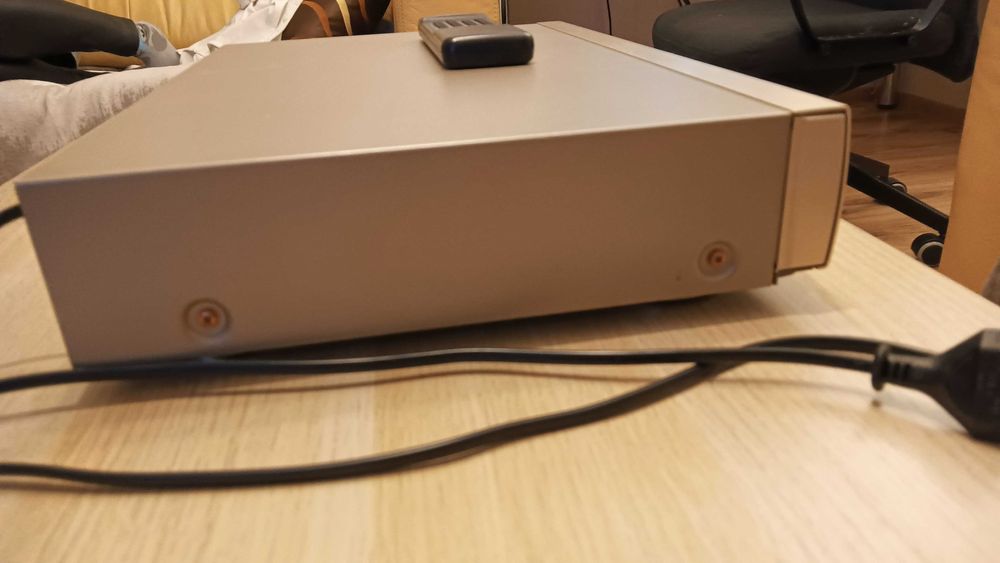 Odtwarzacz CD Marantz CD-67mkII + Pilot