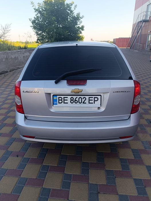 Chevrolet Lacheti 1.8 газ/бензин.