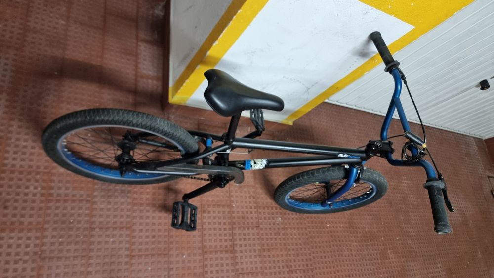 BMX Stolen Casino aceito troca por BTT tama S