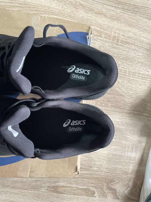Buty Asics 41.5 jak nowe