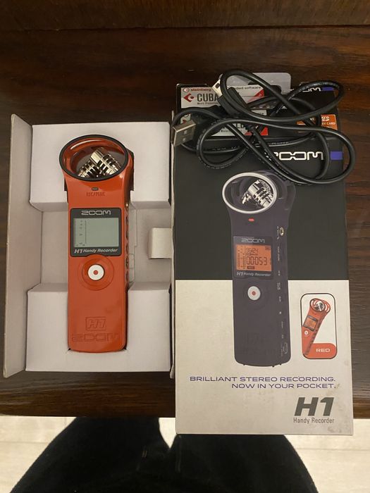 Zoom h1 handy recorder