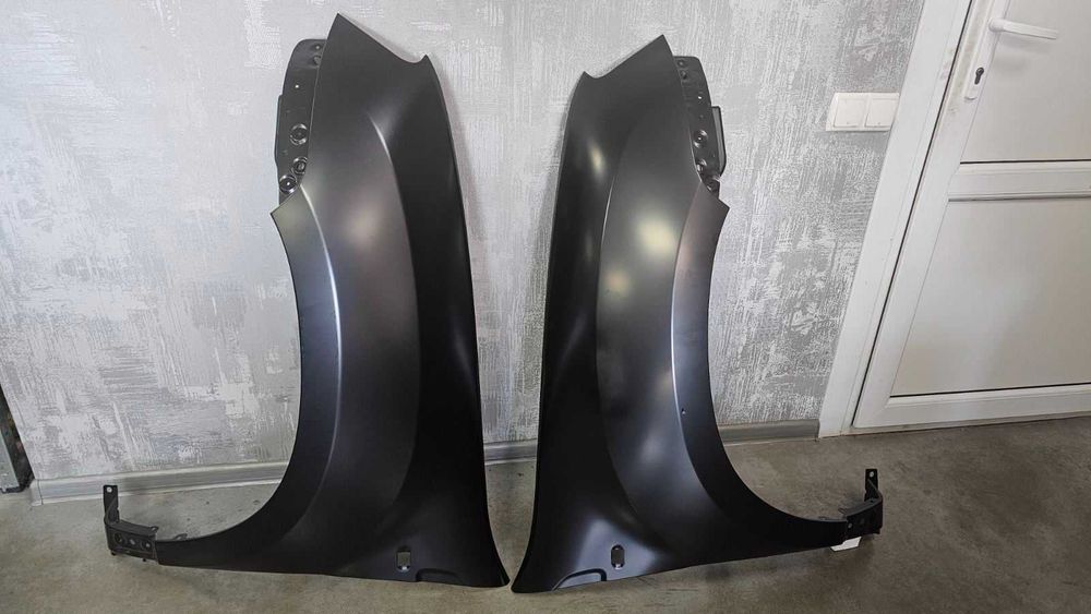 Крило крылья переднє на Renault Duster рено дастер