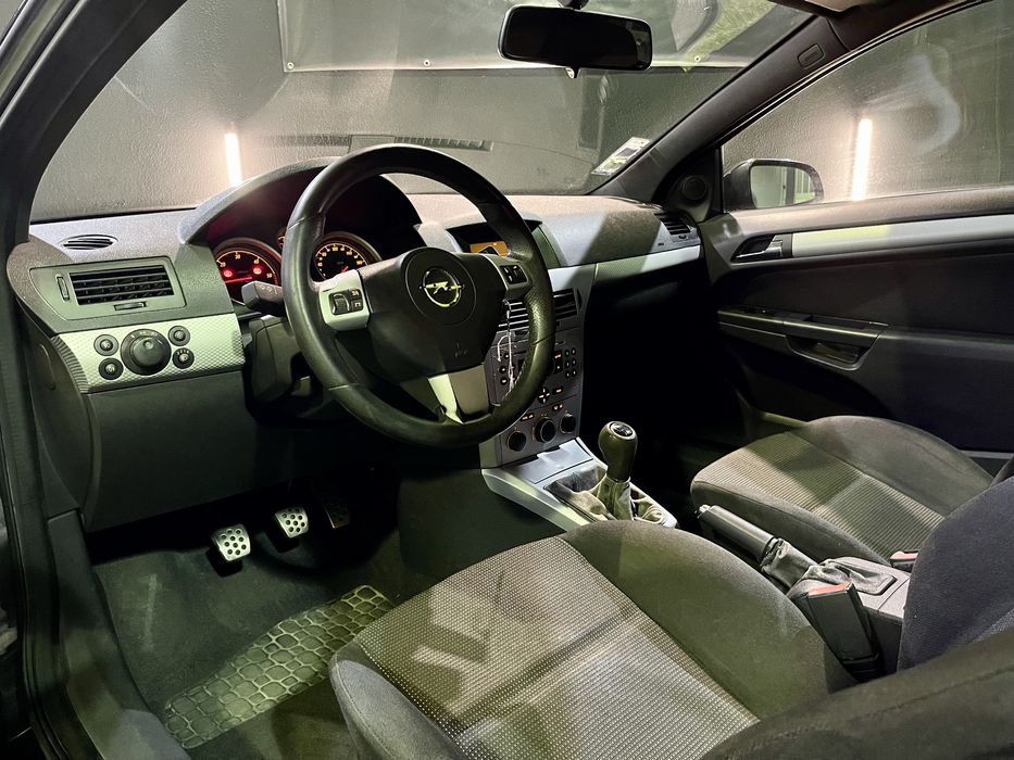 Opel Astra GTC 1.3 CDTI 90cv cx.6vel