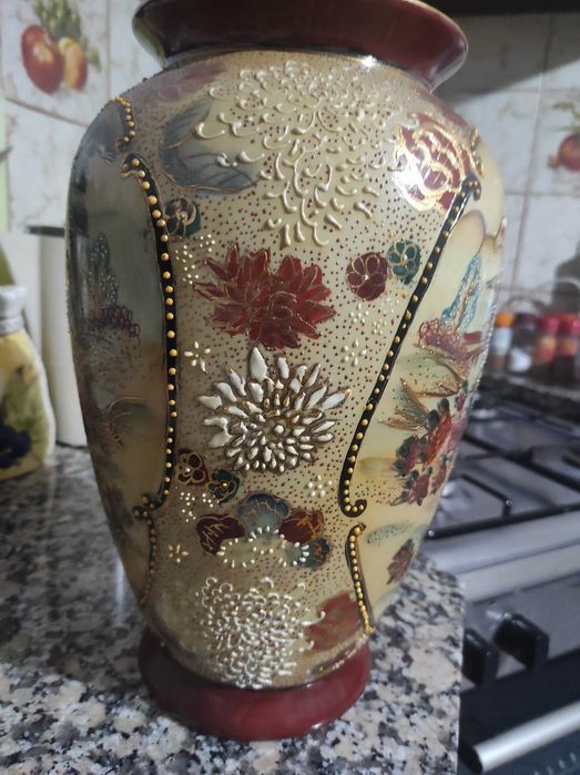 Pote chinês pintado à mão