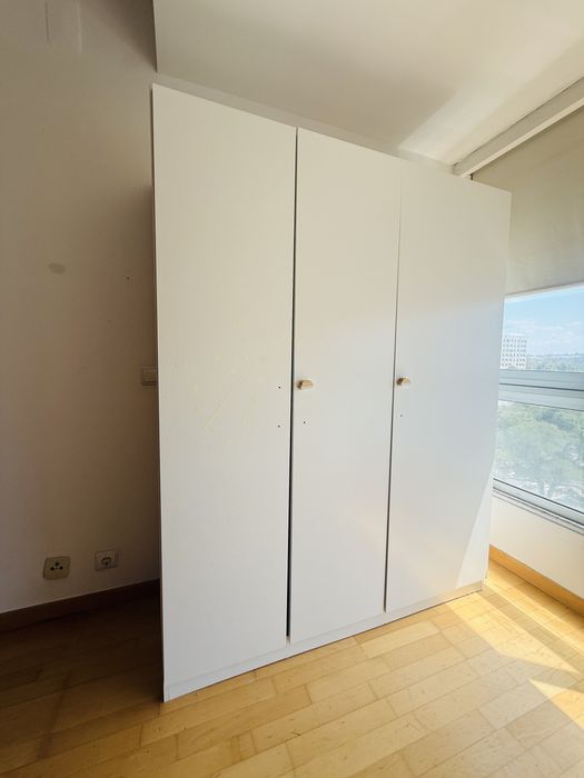 Roupeiro branco de 3 portas do IKEA