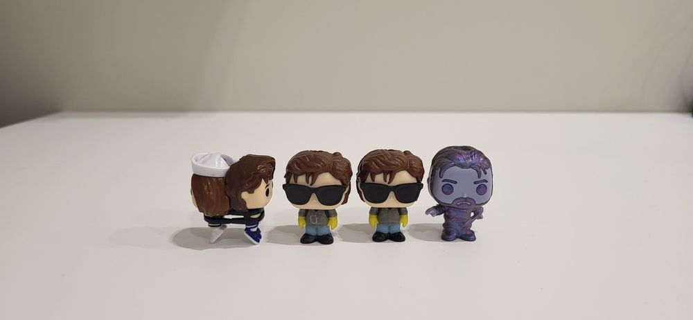 Продам фігурки дивні дива