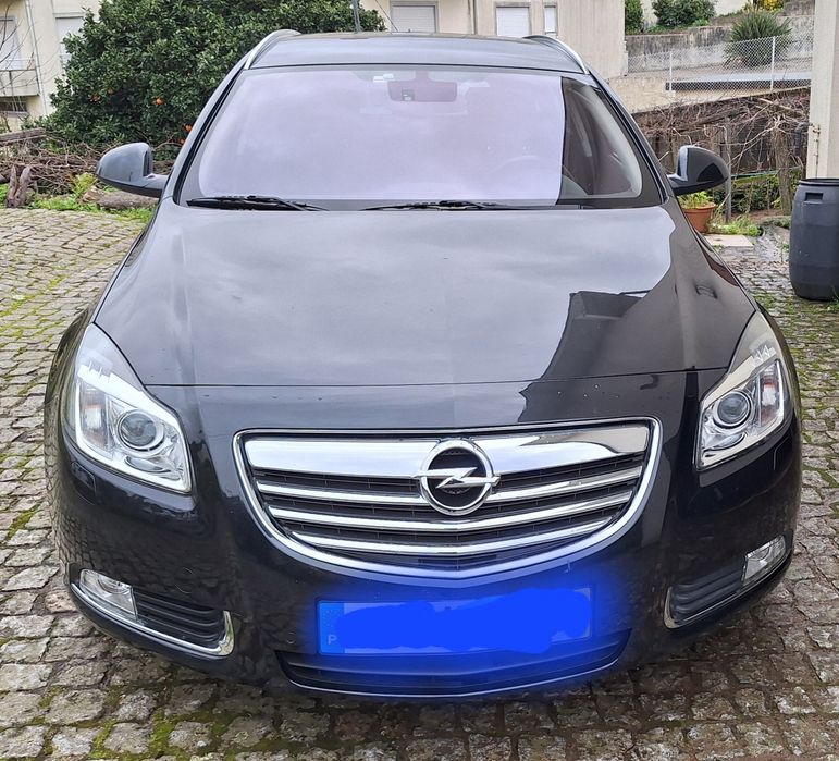 Opel Insignia Sports Tourer 2.0 CDTI foto 2