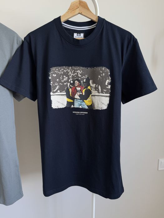 Футболка Weekend Offender