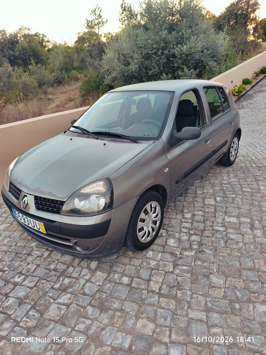 Renault Clio 1.2 16v — photo 2