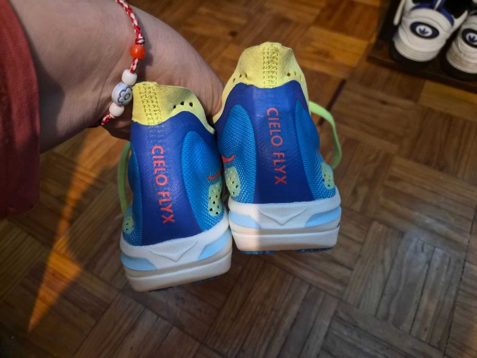 Ténis/Sapatilhas de pista/Bicos Hoka CIELO FLYX tamanho 44