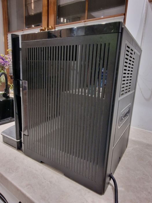 Ekspres do kawy DeLonghi Perfecta Cappuccino