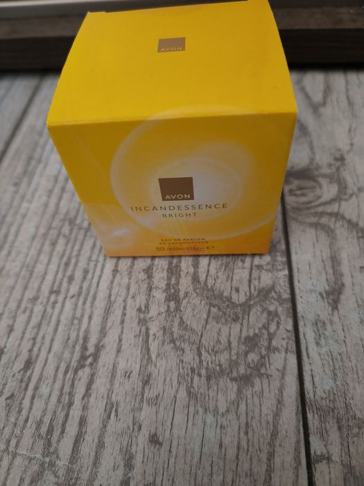AVON Woda perfumowana Incandessence Bright 50 ml