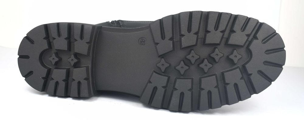 Nowe glany Even&odd roz. 43