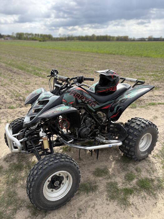 Yamaha raptor 660