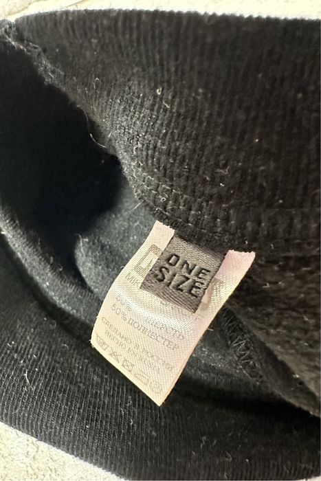 Шапка жіночий бирет з бусинами