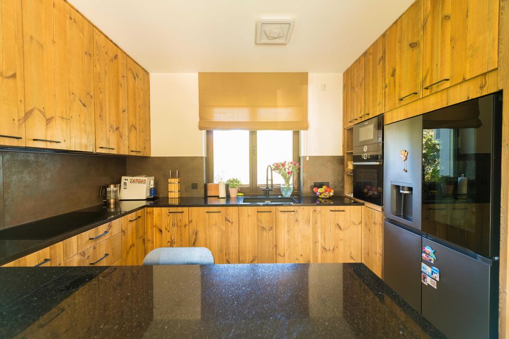 Fronty kuchenne ze starego drewna