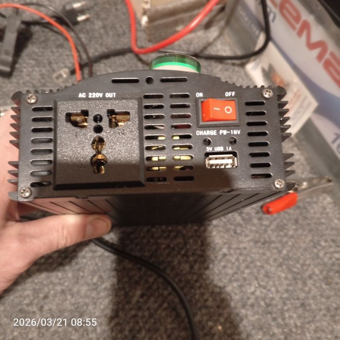 Преобразователь инвертор UKC UPS-1300A 12V-230V