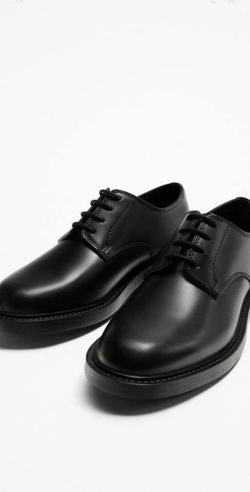 Шкіряні туфлі Zara