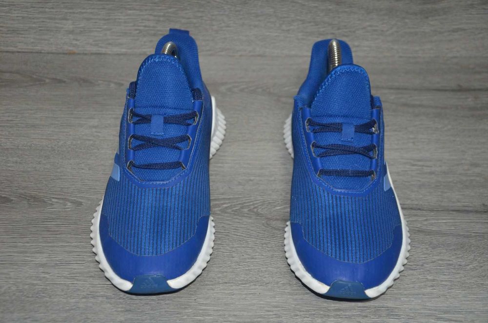 Продам кросівки ФІРМА Adidas fortarun