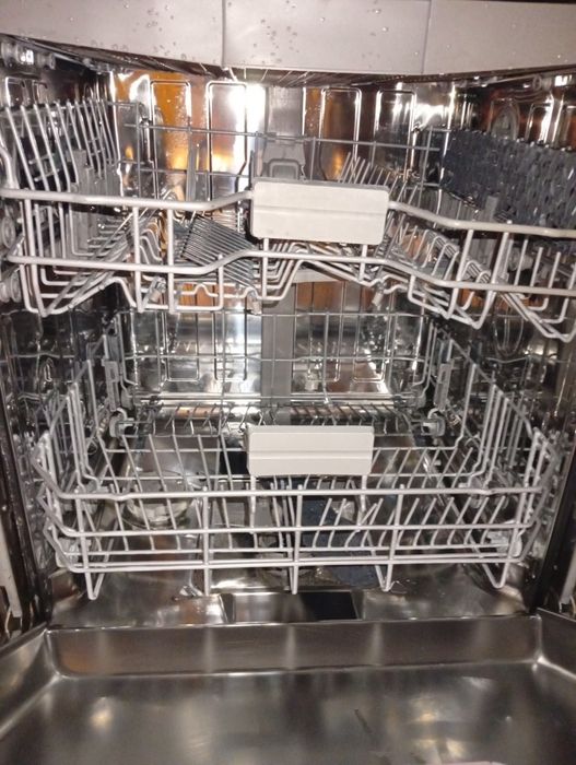 Zmywarka BEKO BDFN26526XQ 60 cm – stan bardzo dobry, 2 lata