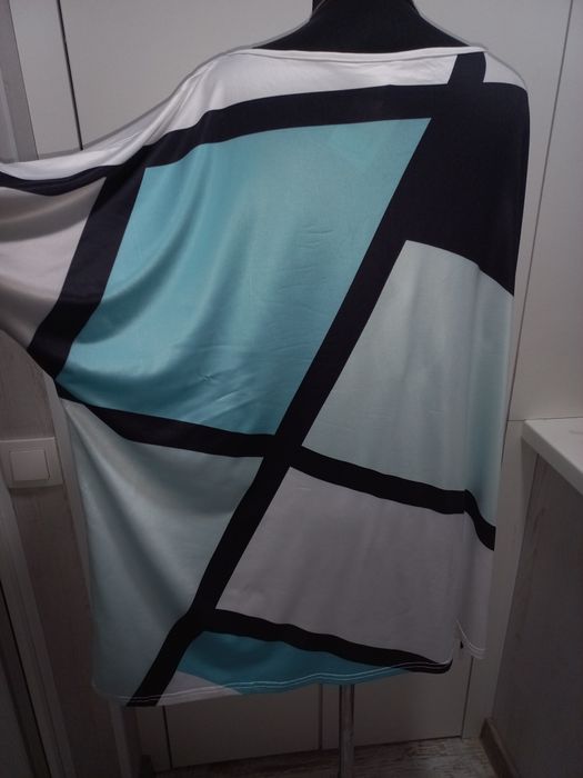 Чудова туника, блузон! Розмір 66-70!