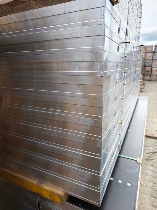 Pilar de Aluminio cofragem