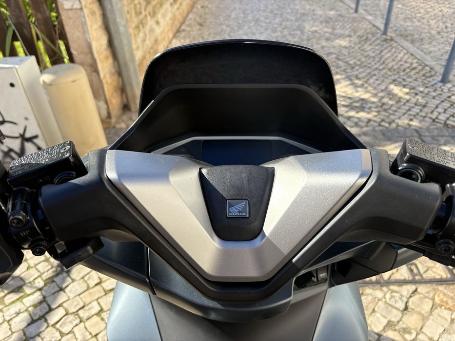 Honda PCX 2025 – Excellent Condition – Only 6,200 km